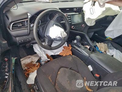 Zdjęcie 8 z 11 samochodu: 2019 TOYOTA CAMRY L VIN:4T1B11HK9KU779911 - miniatura
