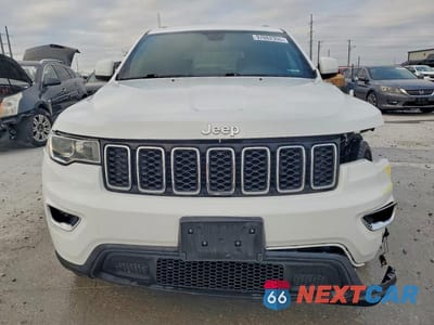 Piąte zdjęcie samochodu w środku: 2019 JEEP GRAND CHEROKEE LAREDO VIN:1C4RJEAG9KC832600 - miniatura