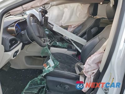 Zdjęcie 7 z 14 samochodu: 2024 CHRYSLER PACIFICA LIMITED VIN:2C4RC1GG0RR142469 - miniatura