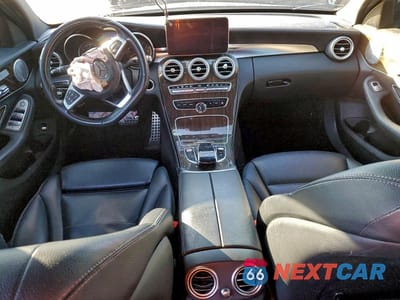 Zdjęcie 8 z 11 samochodu: 2015 MERCEDES-BENZ C 400 4MATIC VIN:55SWF6GB1FU034119 - miniatura