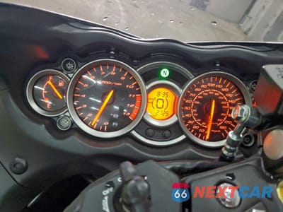 Zdjęcie 7 z 10 samochodu: 2017 SUZUKI GSX1300 RA VIN:JS1GX72B2H2101441 - miniatura