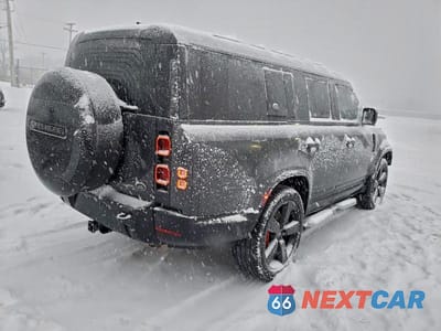 Trzecie zdjęcie samochodu z tyłu: 2023 LAND ROVER DEFENDER 130 X-DYNAMIC SE VIN:SALE2FEU7P2185119 - miniatura