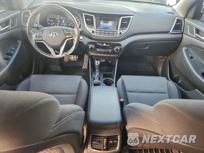 Zdjęcie 8 z 15 samochodu: 2017 HYUNDAI TUCSON LIMITED VIN:KM8J33A29HU534661 - miniatura