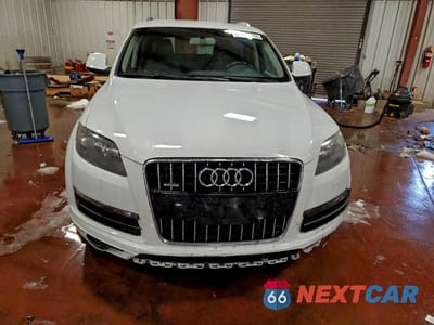 Piąte zdjęcie samochodu w środku: 2013 AUDI Q7 PREMIUM VIN:WA1CMAFE6DD015976 - miniatura