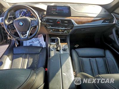 Zdjęcie 8 z 11 samochodu: 2018 BMW 530 I VIN:WBAJA5C57JWA37082 - miniatura