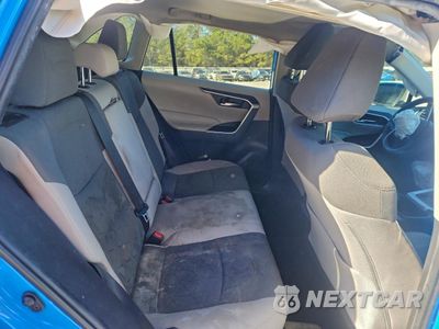 Zdjęcie 10 z 14 samochodu: 2021 TOYOTA RAV4 XLE VIN:2T3W1RFV1MW172702 - miniatura