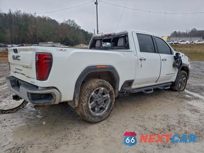 Trzecie zdjęcie samochodu z tyłu: 2025 GMC SIERRA K2500 SLT VIN:1GT4UNE71SF149445 - miniatura
