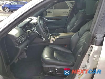 Zdjęcie 7 z 12 samochodu: 2022 MASERATI LEVANTE BASE VIN:ZN661XUA1NX389117 - miniatura