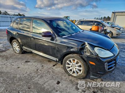Czwarte zdjęcie samochodu z boku: 2010 PORSCHE CAYENNE VIN:WP1AA2AP4ALA05225 - miniatura