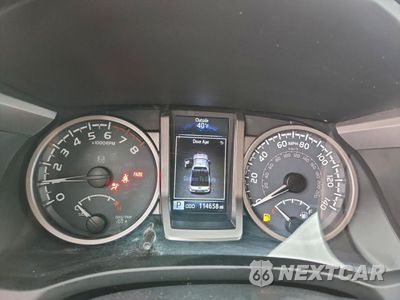 Zdjęcie 9 z 15 samochodu: 2017 TOYOTA TACOMA ACCESS CAB VIN:5TFSZ5AN4HX110638 - miniatura