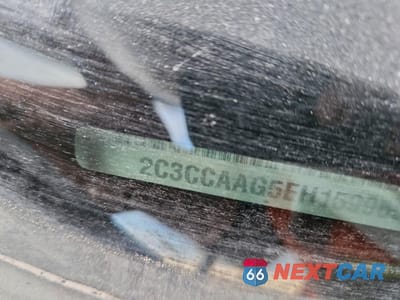 Zdjęcie 12 z 13 samochodu: 2014 CHRYSLER 300 VIN:2C3CCAAG5EH159965 - miniatura