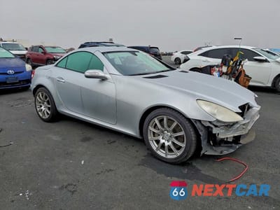 Czwarte zdjęcie samochodu z boku: 2006 MERCEDES-BENZ SLK 350 VIN:WDBWK56F86F096302 - miniatura