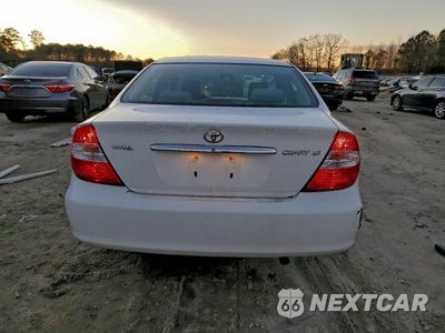 Zdjęcie 6 z 11 samochodu: 2003 TOYOTA CAMRY LE VIN:4T1BE32K33U212331 - miniatura