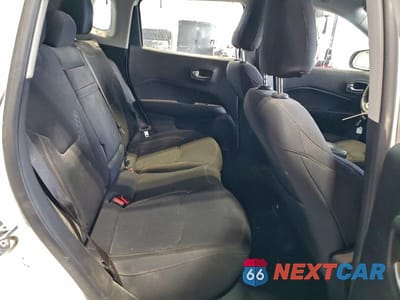 Zdjęcie 11 z 13 samochodu: 2020 JEEP COMPASS SPORT VIN:3C4NJDAB4LT116173 - miniatura