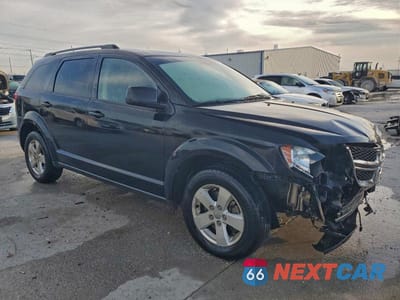 Czwarte zdjęcie samochodu z boku: 2017 DODGE JOURNEY SE VIN:3C4PDCAB2HT504097 - miniatura
