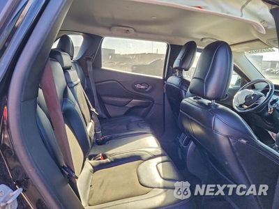 Zdjęcie 19 z 24 samochodu: 2019 JEEP CHEROKEE LATITUDE PLUS VIN:1C4PJLLB4KD403291 - miniatura