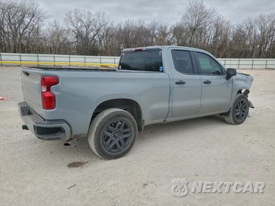 Trzecie zdjęcie samochodu z tyłu: 2024 CHEVROLET SILVERADO C1500 CUSTOM VIN:1GCRABEK3RZ393396 - miniatura