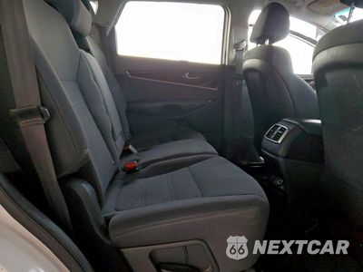 Zdjęcie 11 z 14 samochodu: 2020 KIA SORENTO S VIN:5XYPG4A57LG620399 - miniatura