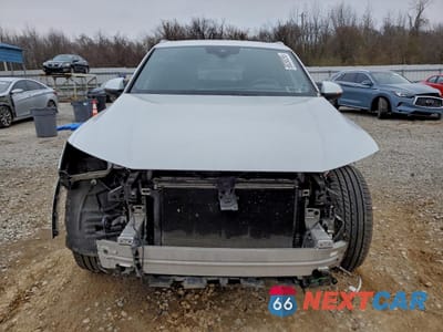 Piąte zdjęcie samochodu w środku: 2021 AUDI Q7 PREMIUM PLUS VIN:WA1LJAF70MD022738 - miniatura