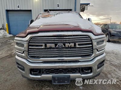 Piąte zdjęcie samochodu w środku: 2023 RAM 3500 LARAMIE VIN:3C63R3EL0PG644876 - miniatura