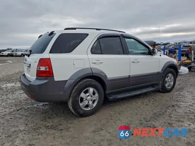 Trzecie zdjęcie samochodu z tyłu: 2008 KIA SORENTO EX VIN:KNDJD736585803824 - miniatura