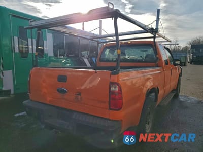 Trzecie zdjęcie samochodu z tyłu: 2009 FORD F350 SUPER DUTY VIN:1FTWX30519EA16324 - miniatura