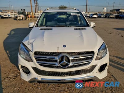 Piąte zdjęcie samochodu w środku: 2017 MERCEDES-BENZ GLE 350 VIN:4JGDA5JB3HA921030 - miniatura