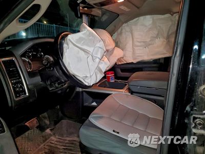 Zdjęcie 7 z 12 samochodu: 2019 RAM 1500 CLASSIC SLT VIN:1C6RR7LT4KS632333 - miniatura
