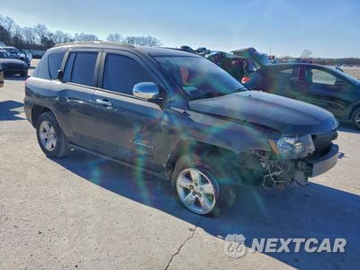 Czwarte zdjęcie samochodu z boku: 2015 JEEP COMPASS SPORT VIN:1C4NJCBA2FD235656 - miniatura