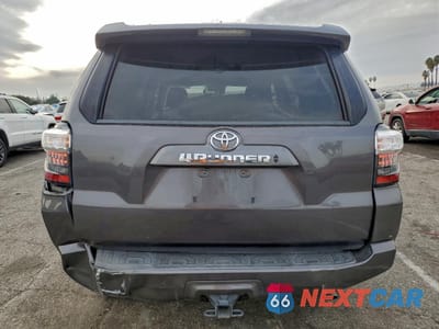 Zdjęcie 6 z 15 samochodu: 2021 TOYOTA 4RUNNER SR5 VIN:JTEFU5JR4M5240455 - miniatura