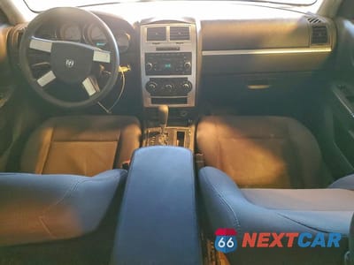 Zdjęcie 8 z 11 samochodu: 2010 DODGE CHARGER SXT VIN:2B3CA3CV5AH267779 - miniatura