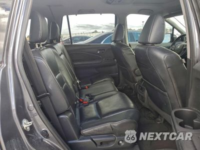 Zdjęcie 11 z 13 samochodu: 2017 HONDA PILOT TOURING VIN:5FNYF5H97HB015884 - miniatura