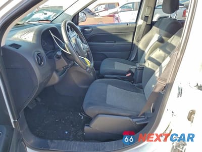 Zdjęcie 7 z 13 samochodu: 2015 JEEP COMPASS SPORT VIN:1C4NJDBB1FD423616 - miniatura