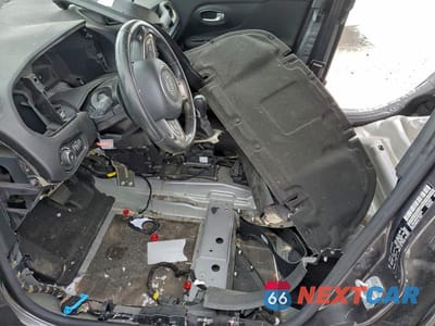 Zdjęcie 7 z 13 samochodu: 2016 JEEP RENEGADE LATITUDE VIN:ZACCJBBT6GPD82875 - miniatura