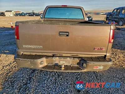 Zdjęcie 6 z 13 samochodu: 2000 GMC SONOMA VIN:1GTCS1450YK242967 - miniatura