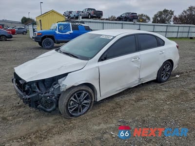 2024 KIA FORTE LX 3KPF24AD2RE798793 - główne zdjęcie licytacji z USA - miniatura