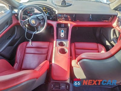 Zdjęcie 8 z 12 samochodu: 2021 PORSCHE TAYCAN TURBO VIN:WP0AC2Y12MSA63084 - miniatura