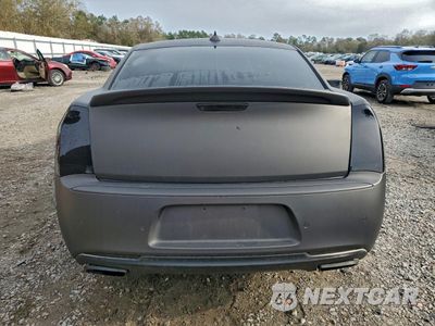 Zdjęcie 6 z 13 samochodu: 2016 CHRYSLER 300 S VIN:2C3CCABT1GH208092 - miniatura