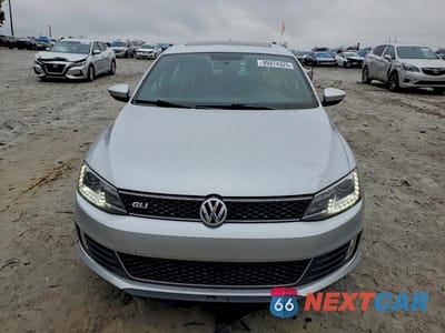 Piąte zdjęcie samochodu w środku: 2014 VOLKSWAGEN JETTA GLI VIN:3VW4S7AJ8EM211475 - miniatura