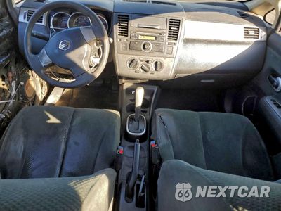 Zdjęcie 8 z 13 samochodu: 2011 NISSAN VERSA S VIN:3N1BC1CP2BL515086 - miniatura