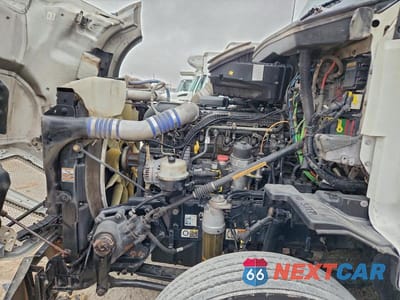 Zdjęcie 7 z 10 samochodu: 2020 KENWORTH T680 SEMI TRUCK VIN:1XKYDP9X8LJ290815 - miniatura