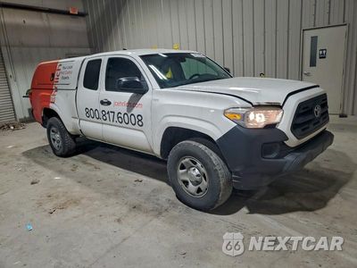 Czwarte zdjęcie samochodu z boku: 2017 TOYOTA TACOMA ACCESS CAB VIN:5TFRX5GN9HX085652 - miniatura