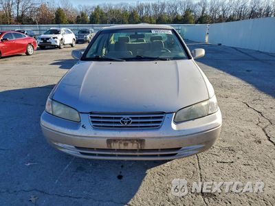 Piąte zdjęcie samochodu w środku: 1999 TOYOTA CAMRY CE VIN:4T1BG22K3XU530153 - miniatura