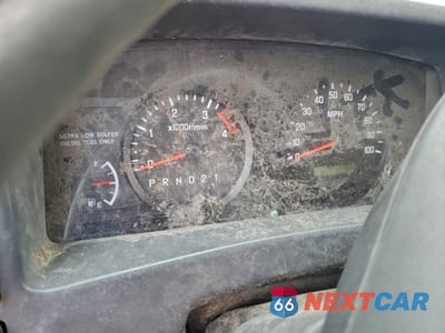 Zdjęcie 9 z 12 samochodu: 2007 ISUZU NPR VIN:JALB4W16977400559 - miniatura