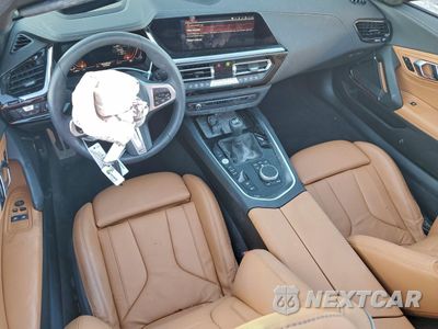 Zdjęcie 8 z 14 samochodu: 2025 BMW Z4 M40I VIN:WBAHF9C01SWY46538 - miniatura