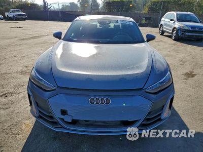 Piąte zdjęcie samochodu w środku: 2024 AUDI E-TRON GT PREMIUM PLUS VIN:WAUFJBFW3R7000946 - miniatura