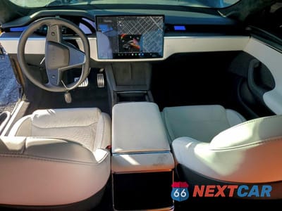 Zdjęcie 8 z 13 samochodu: 2023 TESLA MODEL S VIN:5YJSA1E66PF511345 - miniatura