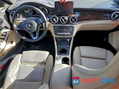 Zdjęcie 8 z 12 samochodu: 2017 MERCEDES-BENZ CLA 250 VIN:WDDSJ4EB0HN457516 - miniatura