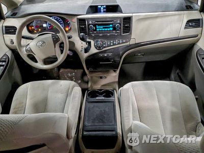 Zdjęcie 8 z 12 samochodu: 2014 TOYOTA SIENNA LE VIN:5TDJK3DC1ES088680 - miniatura