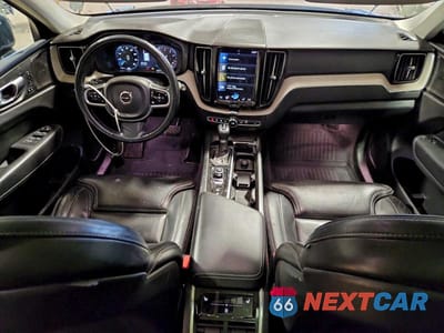 Zdjęcie 8 z 12 samochodu: 2021 VOLVO XC60 T5 INSCRIPTION VIN:YV4102DL4M1813715 - miniatura